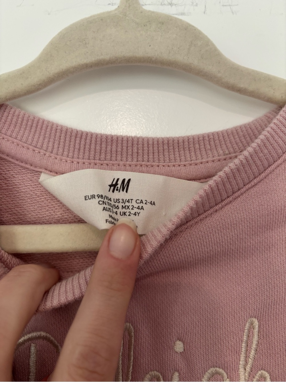 H&M Pink Ruffle Sweatshirt Dress Embroidered “Ryleigh” Size 3/4T - Picture 4 of 4